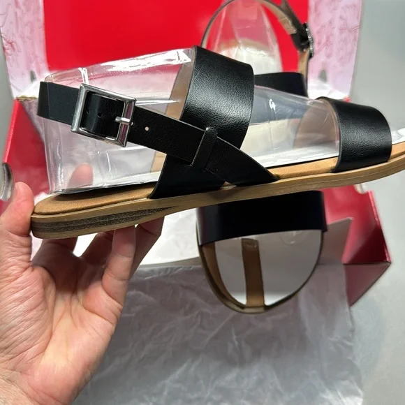 Journee Collection Lavine Women's Sandals Black : 8.5 W, Faux Leather - Picture 4 of 5